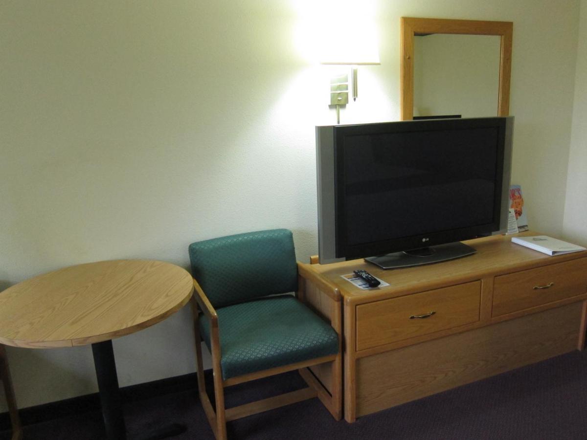 Days Inn By Wyndham Ocean Shores Δωμάτιο φωτογραφία