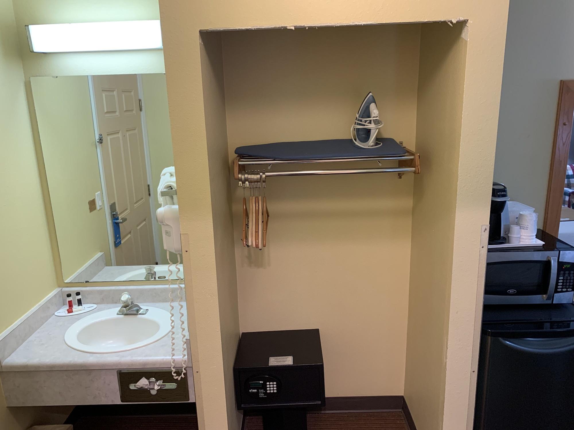 Days Inn By Wyndham Ocean Shores Εξωτερικό φωτογραφία