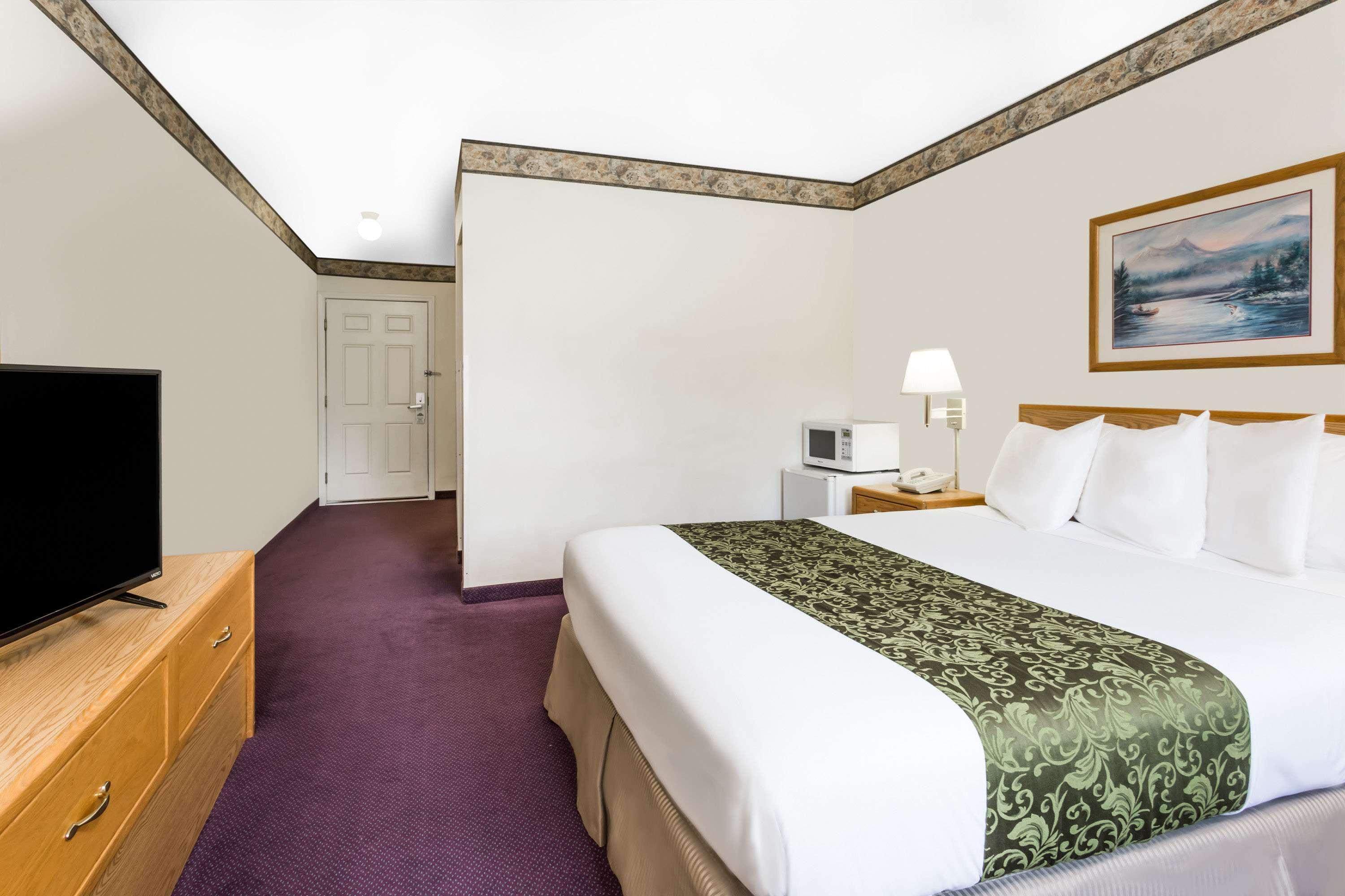 Days Inn By Wyndham Ocean Shores Εξωτερικό φωτογραφία