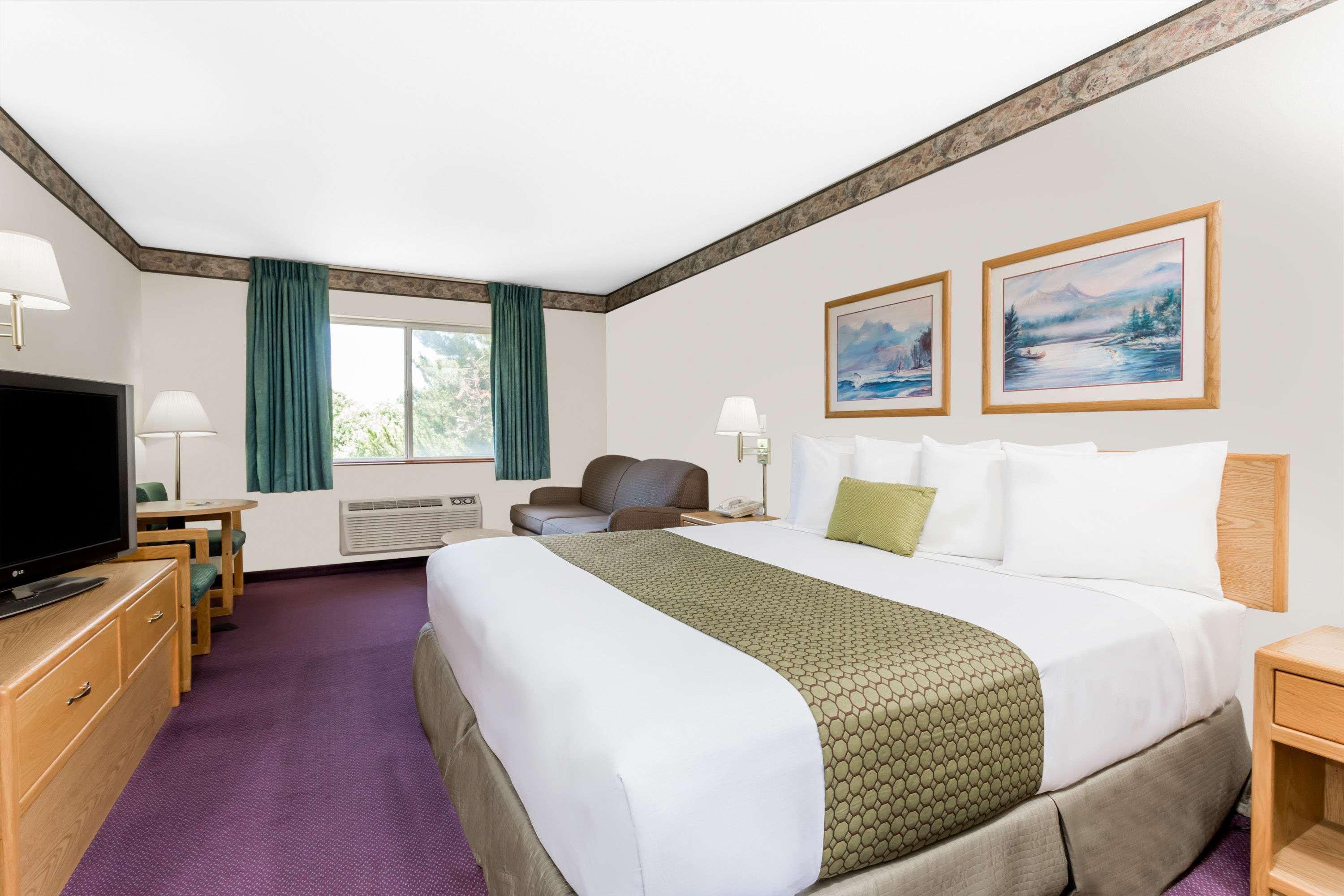 Days Inn By Wyndham Ocean Shores Εξωτερικό φωτογραφία