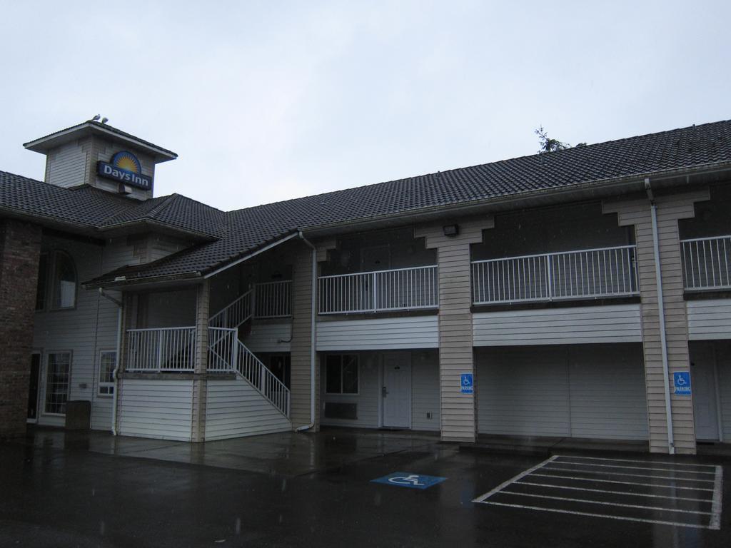 Days Inn By Wyndham Ocean Shores Εξωτερικό φωτογραφία