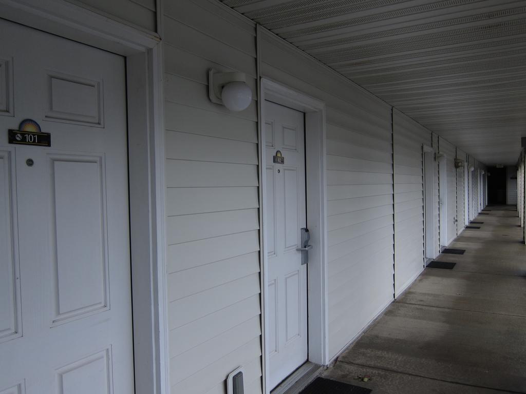 Days Inn By Wyndham Ocean Shores Εξωτερικό φωτογραφία