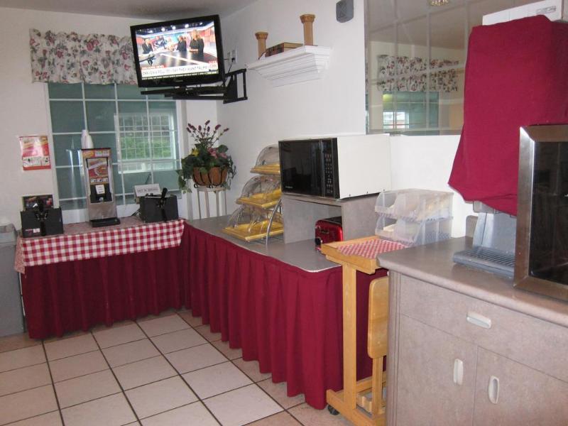 Days Inn By Wyndham Ocean Shores Εξωτερικό φωτογραφία
