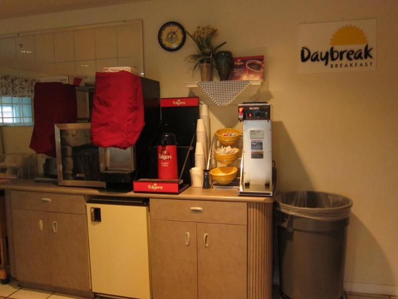 Days Inn By Wyndham Ocean Shores Εξωτερικό φωτογραφία